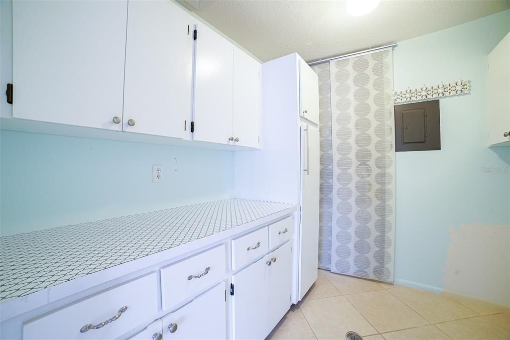 For Sale: $336,000 (2 beds, 2 baths, 1332 Square Feet)