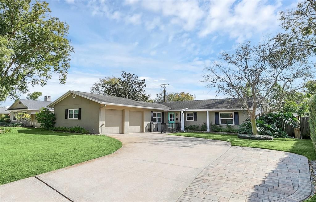 Recently Sold: $589,000 (4 beds, 2 baths, 1649 Square Feet)