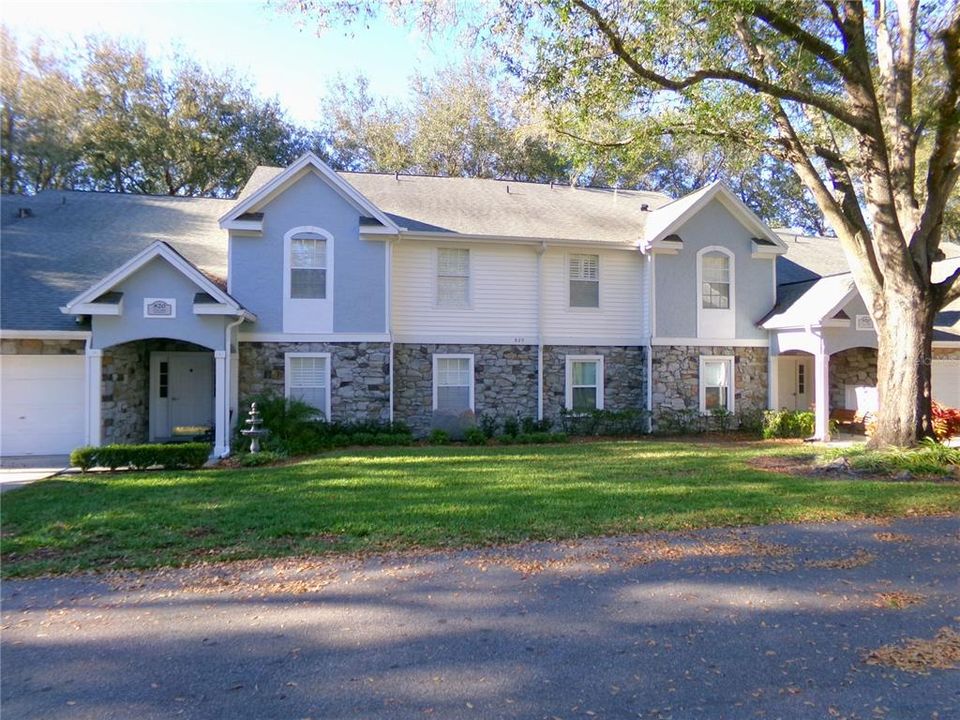 Recently Sold: $269,000 (2 beds, 2 baths, 1150 Square Feet)