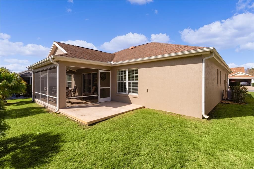 Active With Contract: $399,900 (3 beds, 2 baths, 1517 Square Feet)