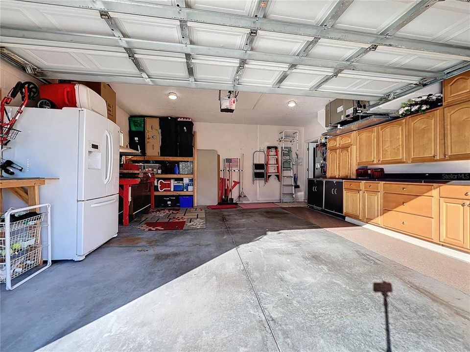 Garage w/Maple cabinets