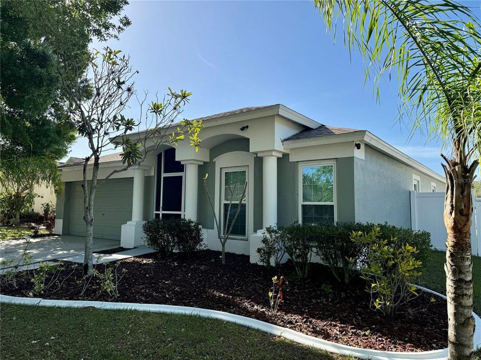 Recently Sold: $335,000 (3 beds, 2 baths, 1507 Square Feet)