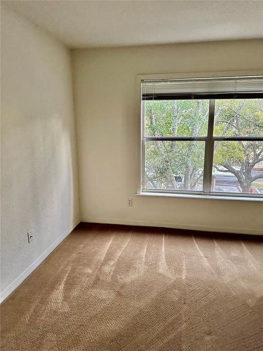 Recently Rented: $1,300 (1 beds, 1 baths, 558 Square Feet)