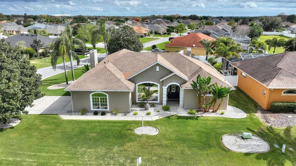 Vendido Recientemente: $499,900 (4 camas, 2 baños, 2340 Pies cuadrados)