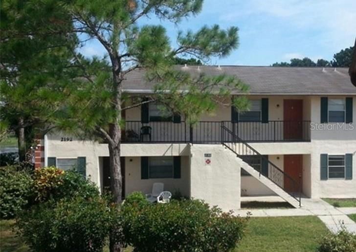 Recently Rented: $975 (2 beds, 1 baths, 817 Square Feet)