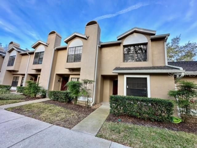 Active With Contract: $242,900 (2 beds, 2 baths, 1185 Square Feet)