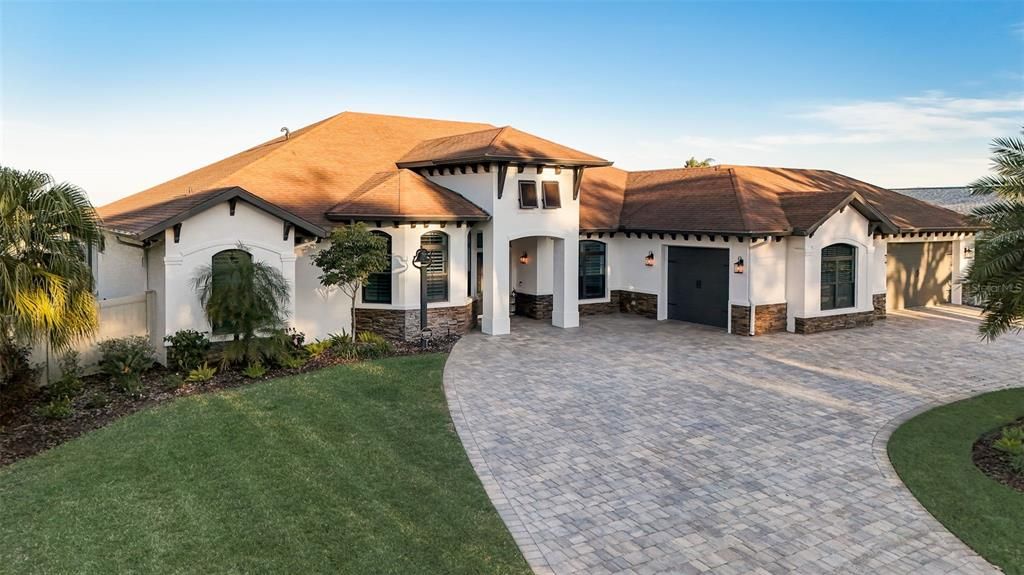 Recently Sold: $2,750,000 (4 beds, 3 baths, 3132 Square Feet)