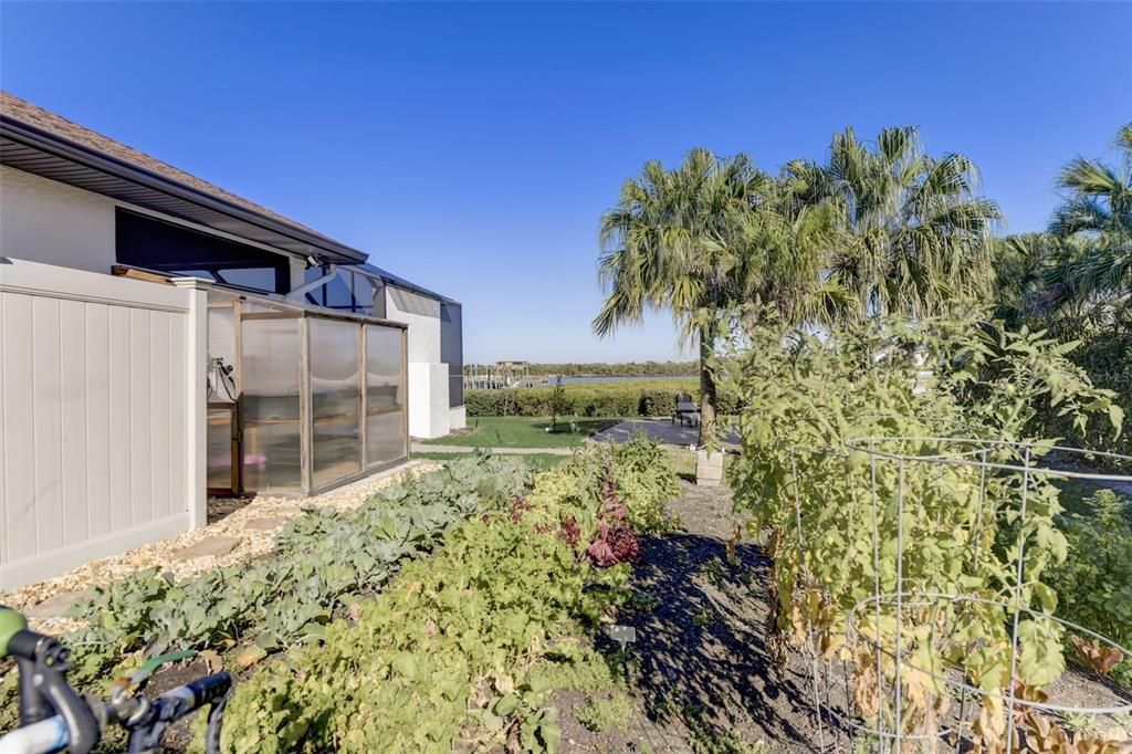 Recently Sold: $2,750,000 (4 beds, 3 baths, 3132 Square Feet)