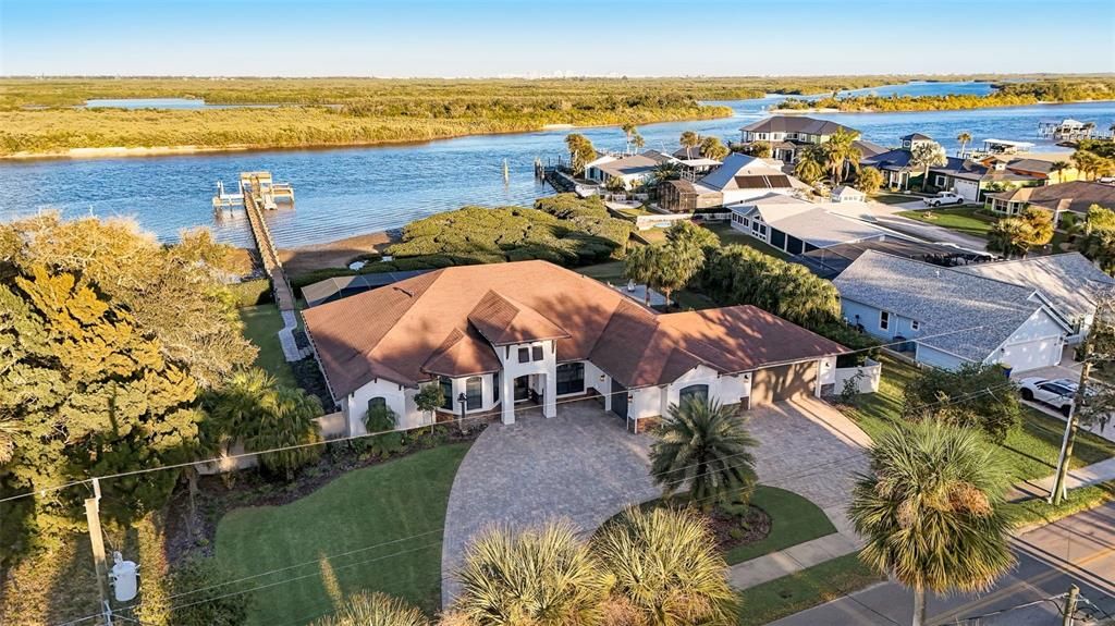 Recently Sold: $2,750,000 (4 beds, 3 baths, 3132 Square Feet)