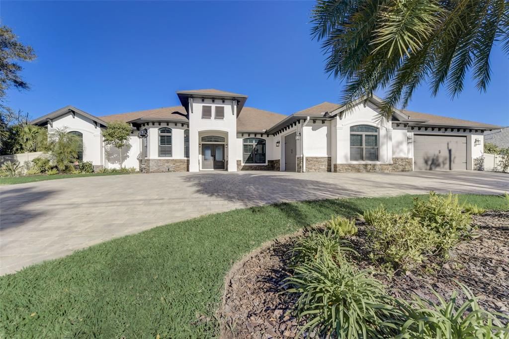 Recently Sold: $2,750,000 (4 beds, 3 baths, 3132 Square Feet)