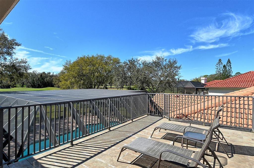 Views of the lanai and golf course.