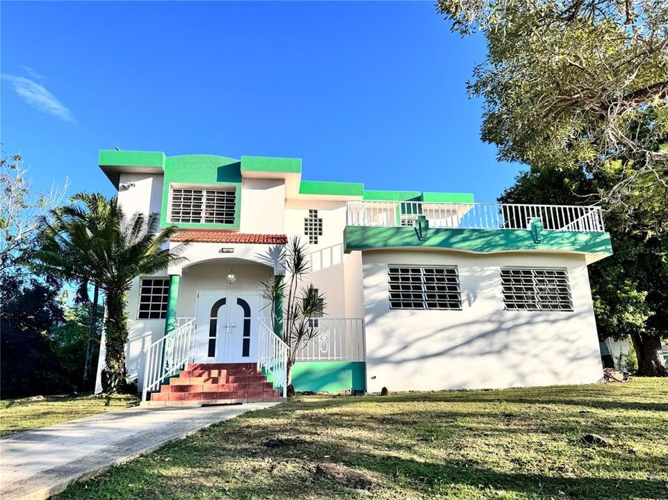 Vendido Recientemente: $469,000 (4 camas, 3 baños, 0 Pies cuadrados)