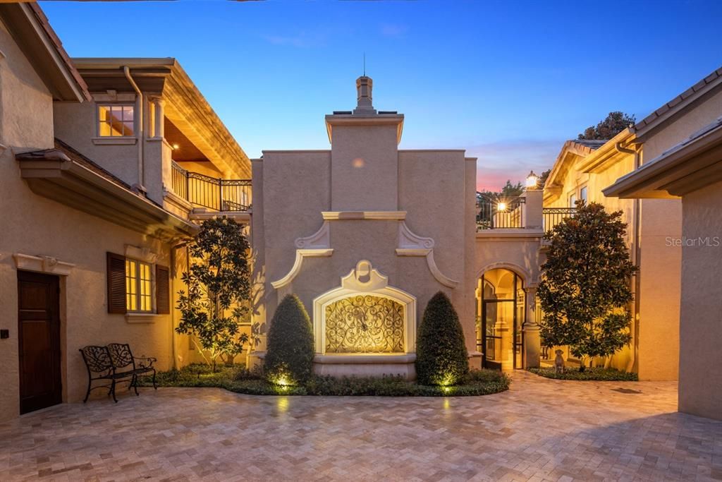 Recently Sold: $7,200,000 (5 beds, 5 baths, 9482 Square Feet)