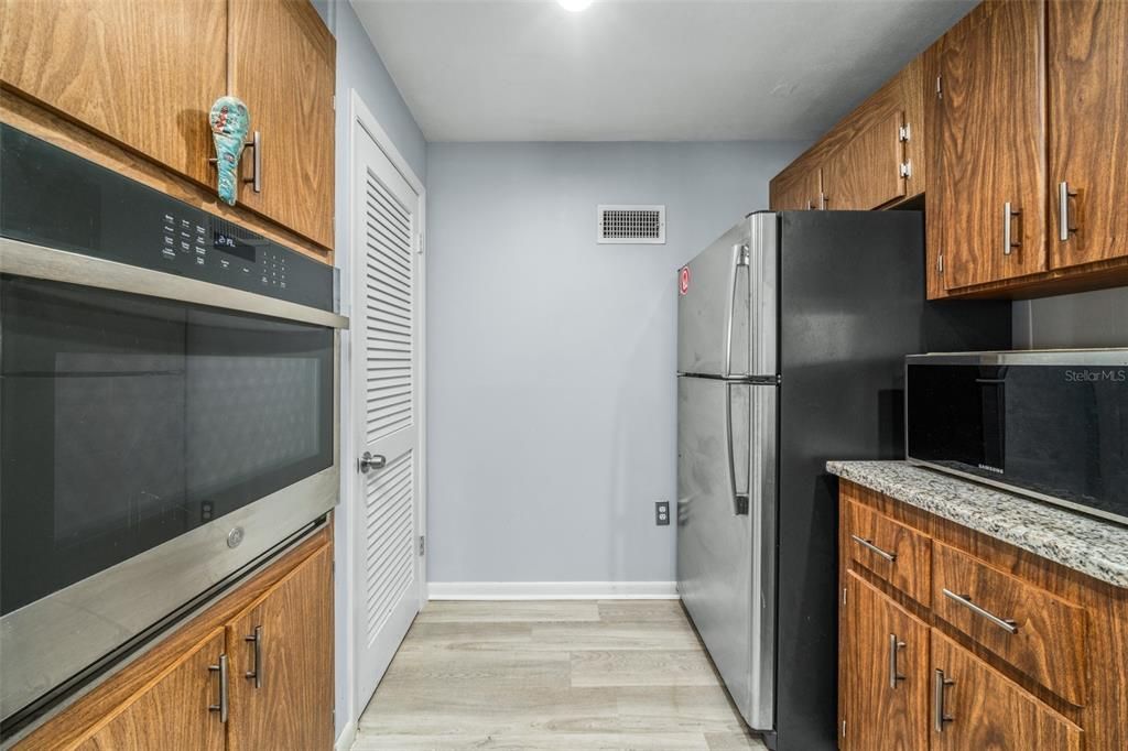 Recently Sold: $415,000 (2 beds, 2 baths, 2030 Square Feet)