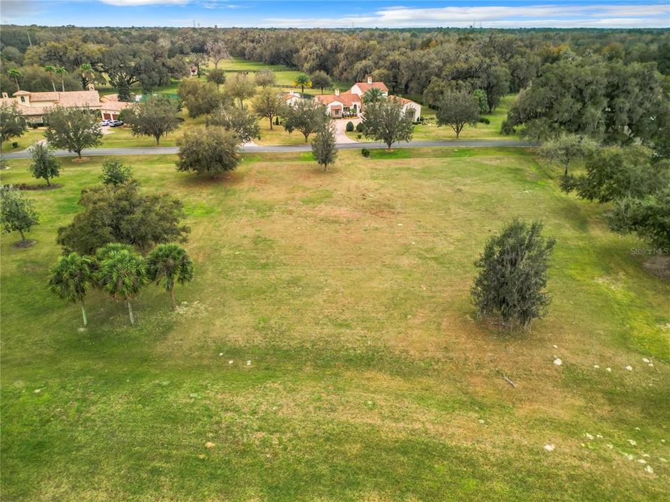 На продажу: $215,000 (1.43 acres)