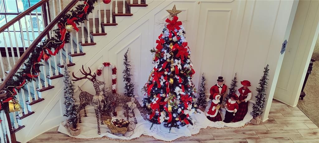 Manor Christmas decorations