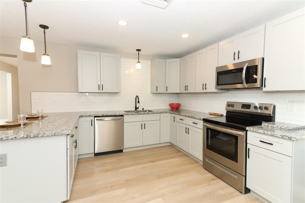 Active With Contract: $675,000 (4 beds, 2 baths, 2137 Square Feet)