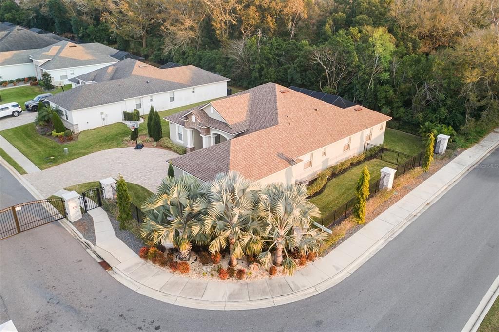 Recently Sold: $750,000 (4 beds, 3 baths, 2601 Square Feet)
