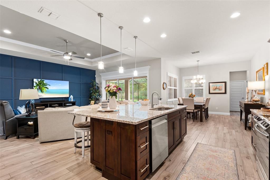 Recently Sold: $750,000 (4 beds, 3 baths, 2601 Square Feet)