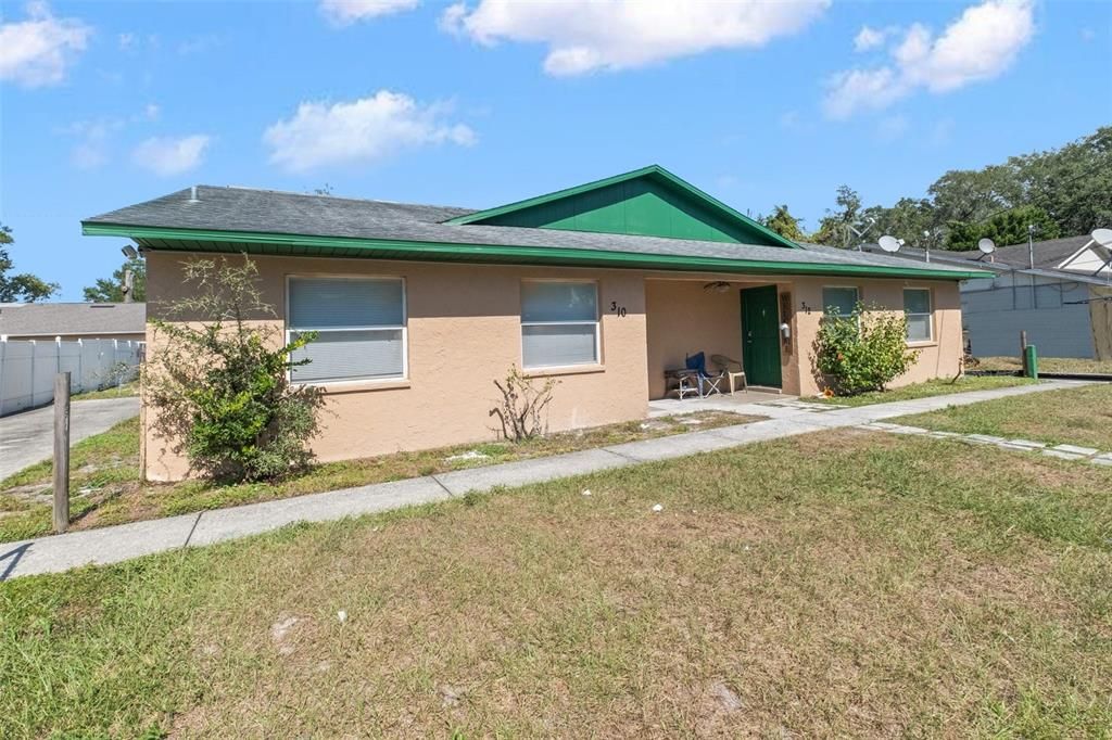 Recently Rented: $2,000 (3 beds, 2 baths, 1104 Square Feet)