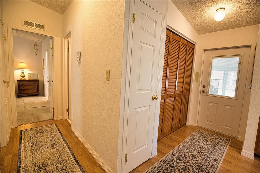 Recently Sold: $242,500 (2 beds, 2 baths, 1252 Square Feet)