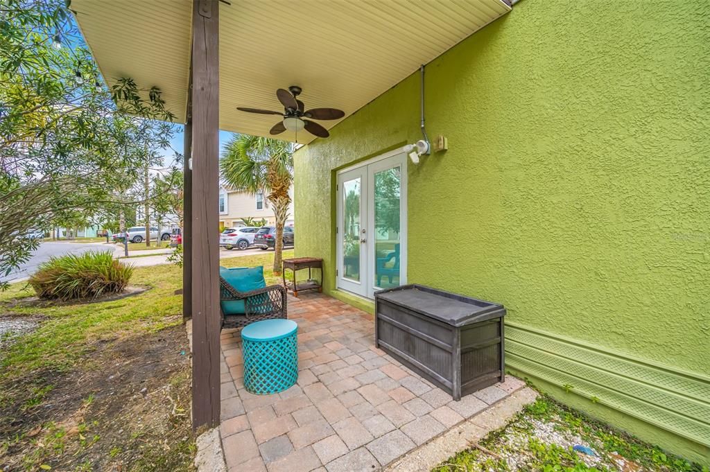 For Sale: $276,900 (3 beds, 2 baths, 1360 Square Feet)