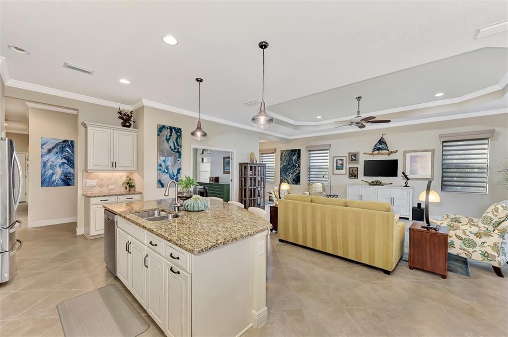 Recently Sold: $695,000 (3 beds, 2 baths, 2291 Square Feet)