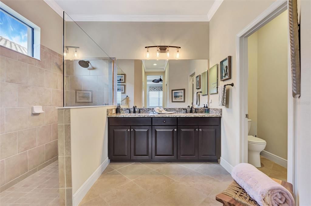 Recently Sold: $695,000 (3 beds, 2 baths, 2291 Square Feet)