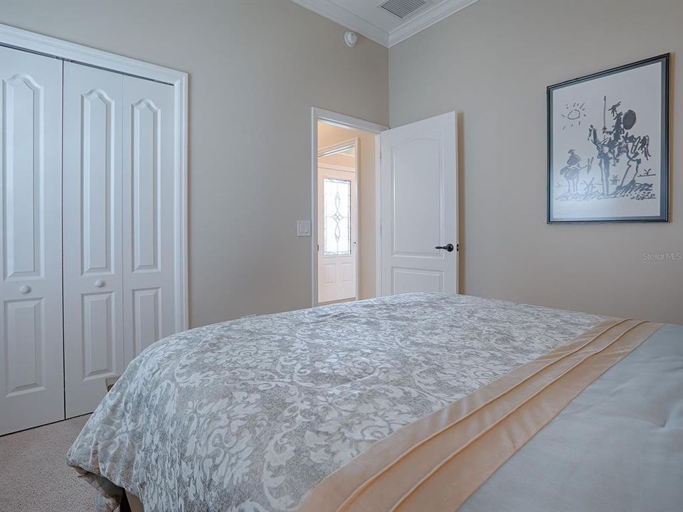 THIS GUEST ROOM DOES HAVE A NICE LARGE DOUBLE DOOR CLOSET.