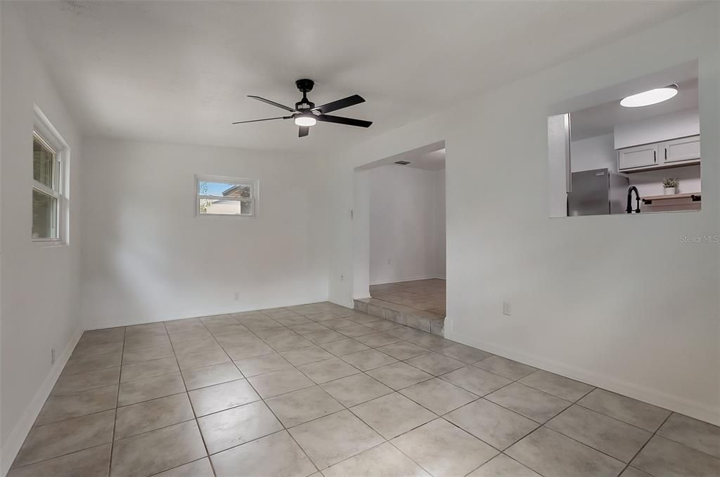 For Sale: $299,000 (4 beds, 2 baths, 1547 Square Feet)