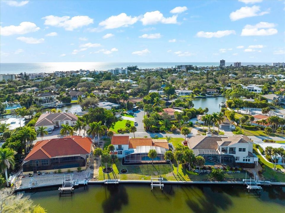 Active With Contract: $2,000,000 (3 beds, 4 baths, 2732 Square Feet)