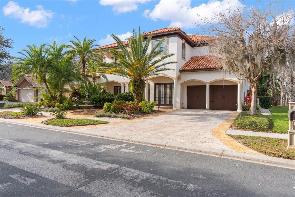 Active With Contract: $1,950,000 (5 beds, 5 baths, 4882 Square Feet)