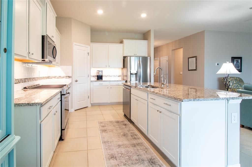 Active With Contract: $499,990 (4 beds, 2 baths, 2035 Square Feet)