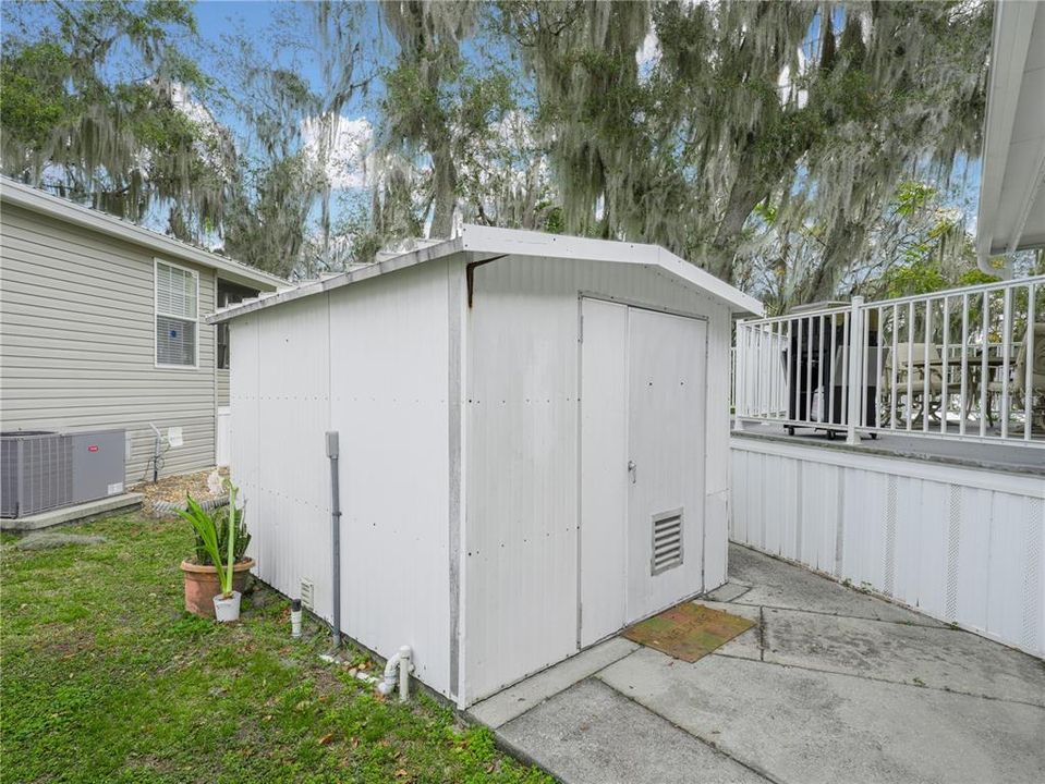 For Sale: $259,000 (2 beds, 2 baths, 1152 Square Feet)