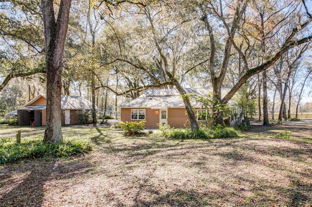Recently Sold: $399,900 (2 beds, 2 baths, 1440 Square Feet)