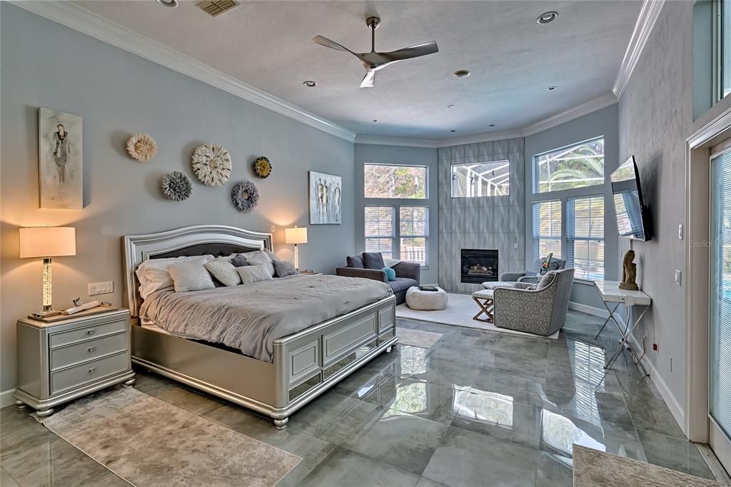 For Sale: $1,999,000 (5 beds, 5 baths, 7195 Square Feet)