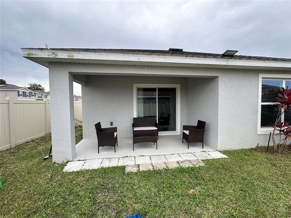 For Sale: $285,000 (3 beds, 2 baths, 1516 Square Feet)