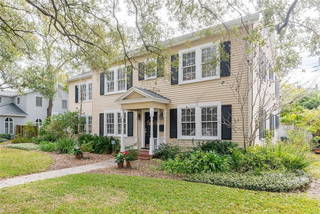 Recently Sold: $1,250,000 (4 beds, 2 baths, 2849 Square Feet)