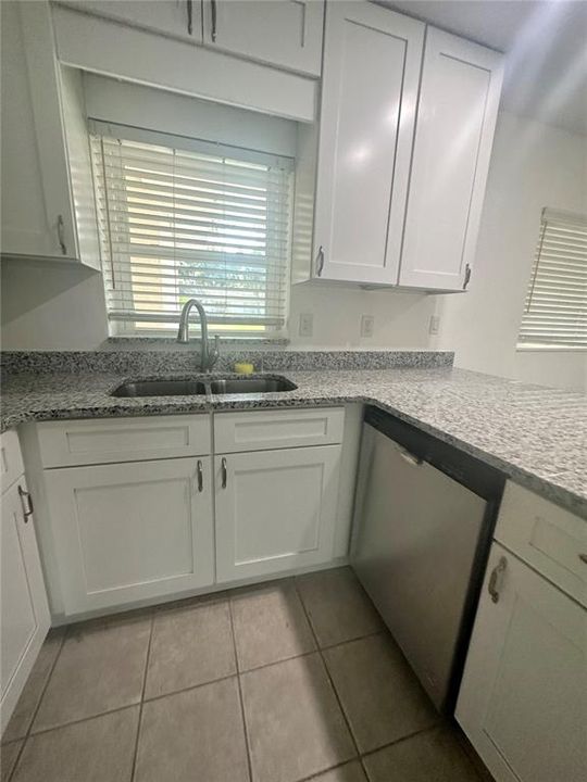 For Rent: $2,300 (3 beds, 2 baths, 1590 Square Feet)