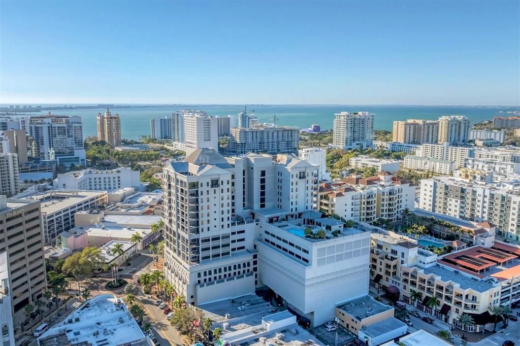 For Sale: $5,750,000 (3 beds, 3 baths, 4174 Square Feet)