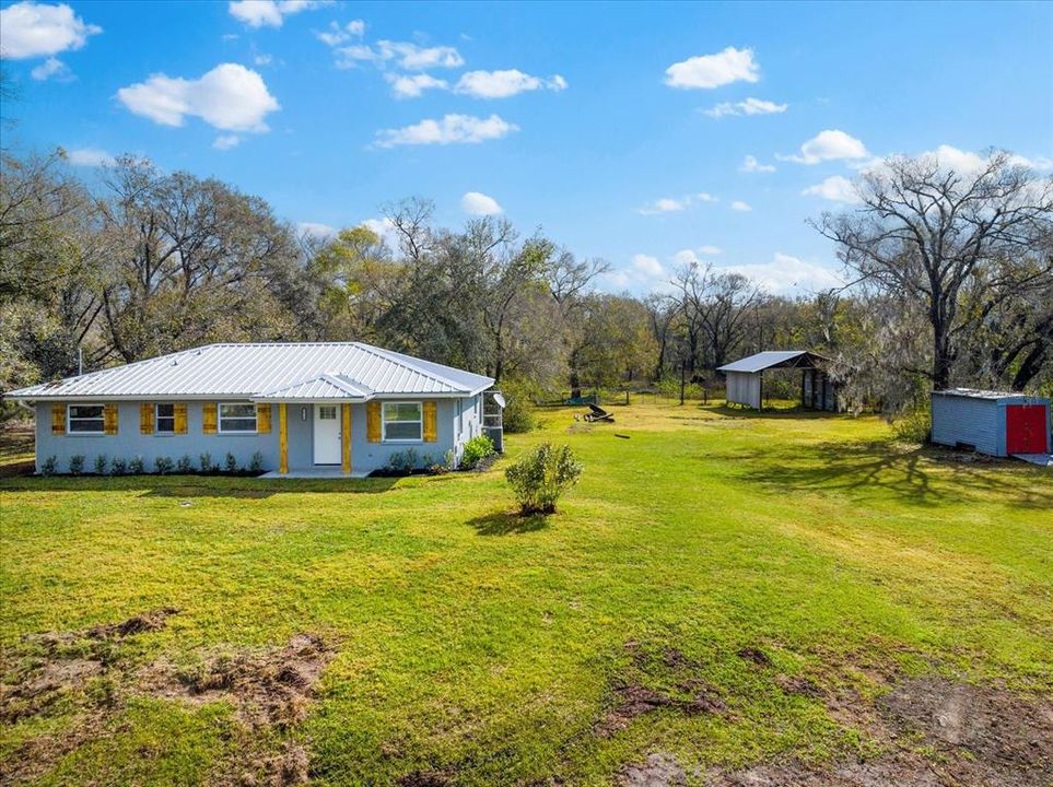 For Sale: $669,999 (4 beds, 2 baths, 1288 Square Feet)