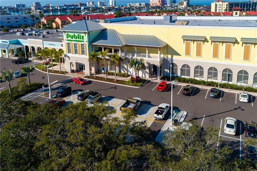 PUBLIX