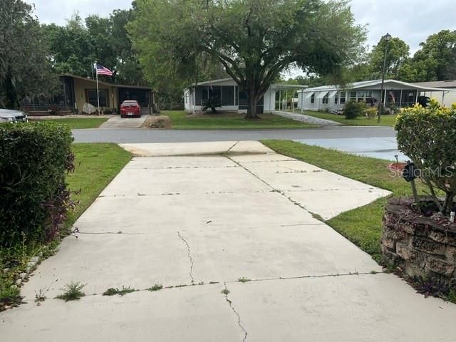 Recently Sold: $150,000 (2 beds, 2 baths, 1255 Square Feet)