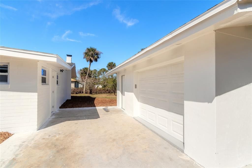 Recently Sold: $326,500 (3 beds, 2 baths, 1616 Square Feet)