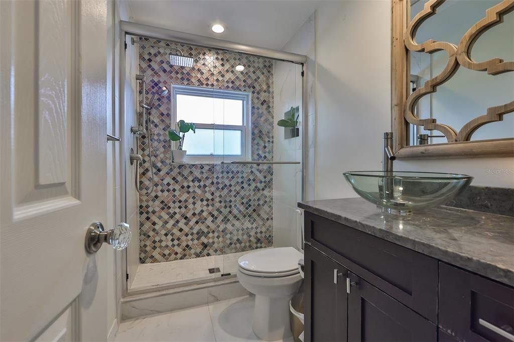 Active With Contract: $4,100 (3 beds, 2 baths, 1226 Square Feet)