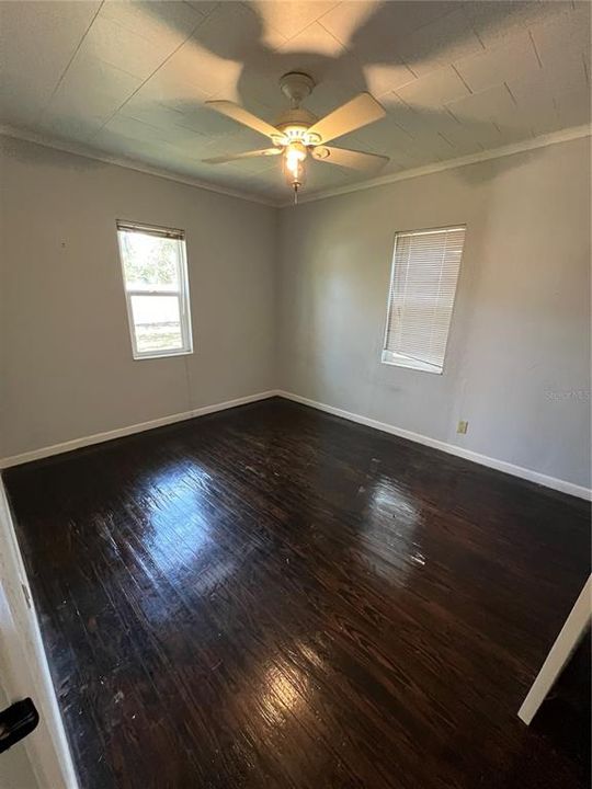 For Rent: $1,750 (2 beds, 1 baths, 1082 Square Feet)