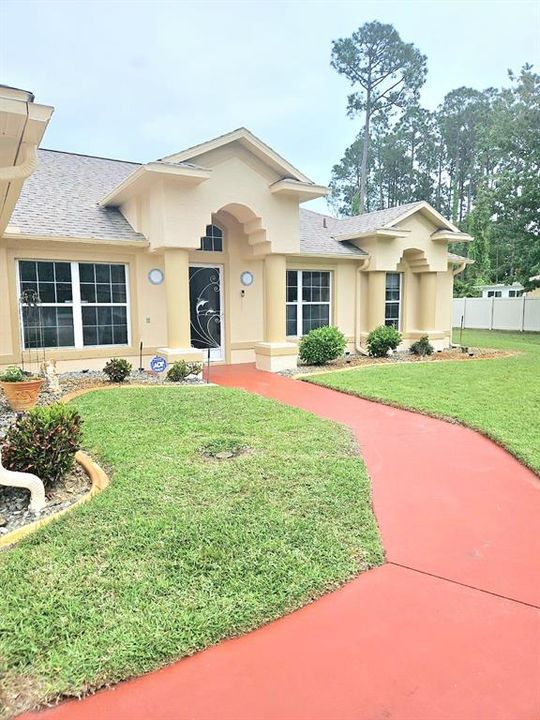 Recently Sold: $449,000 (3 beds, 2 baths, 2006 Square Feet)