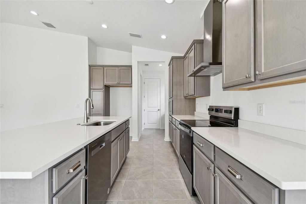 Active With Contract: $387,900 (4 beds, 3 baths, 2207 Square Feet)