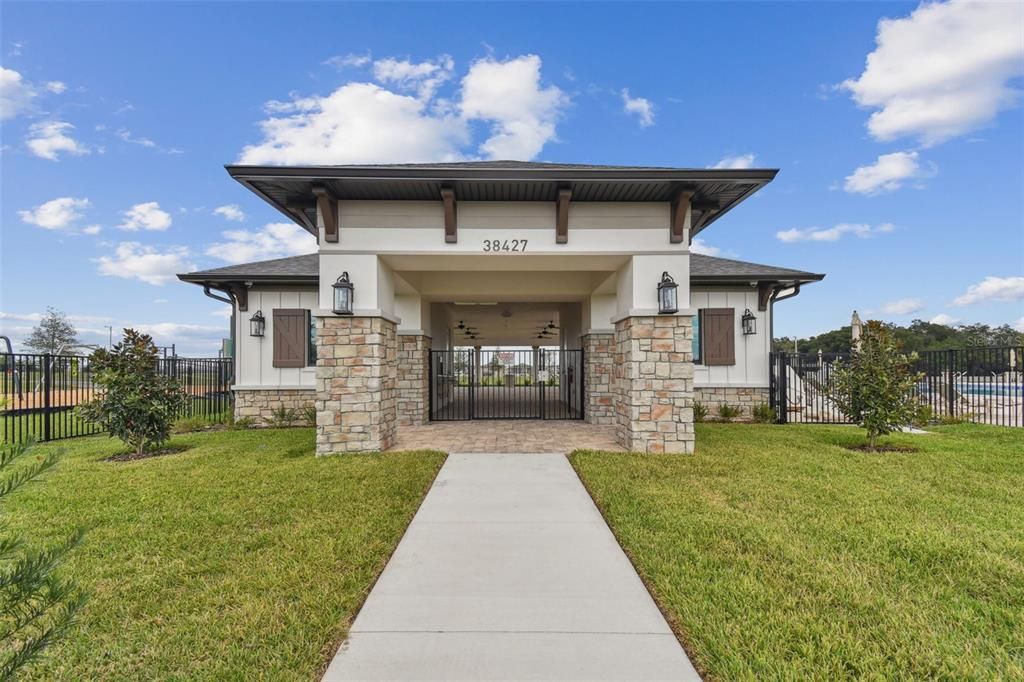 Active With Contract: $387,900 (4 beds, 3 baths, 2207 Square Feet)