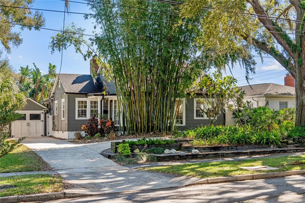 Recently Sold: $725,000 (3 beds, 2 baths, 2030 Square Feet)